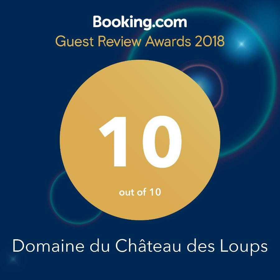 Chateau Des Loups - Les Pommiers Echire Exterior foto